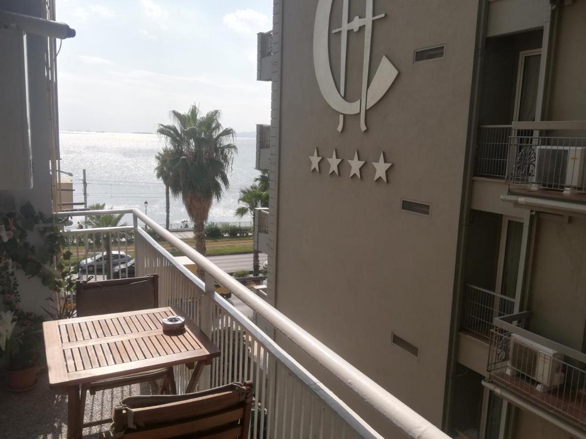 Athens Riviera Apt With Seaview, 15' To Acropolis Dış mekan fotoğraf